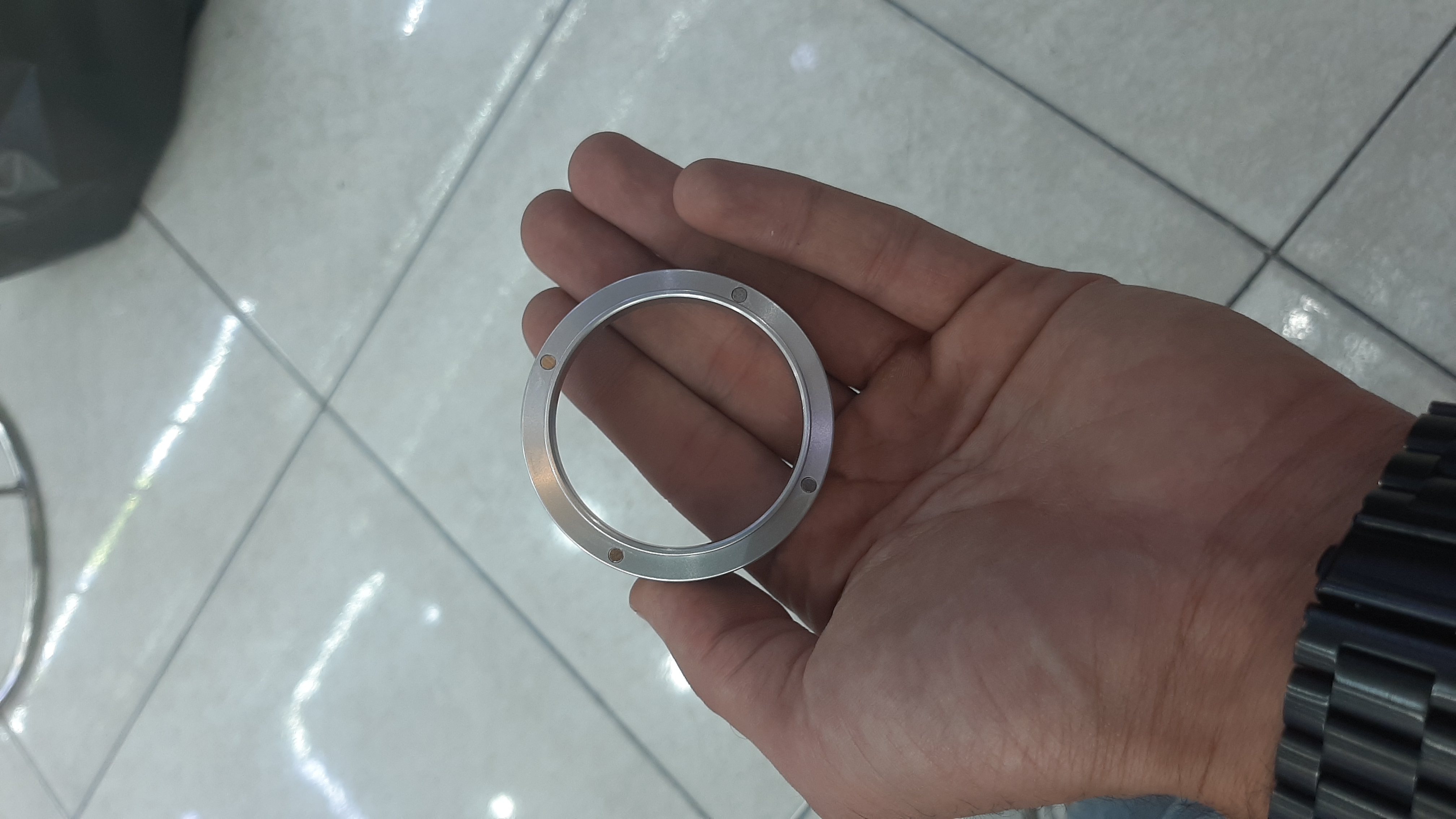 فانل مگنت دار استیل نقره ای